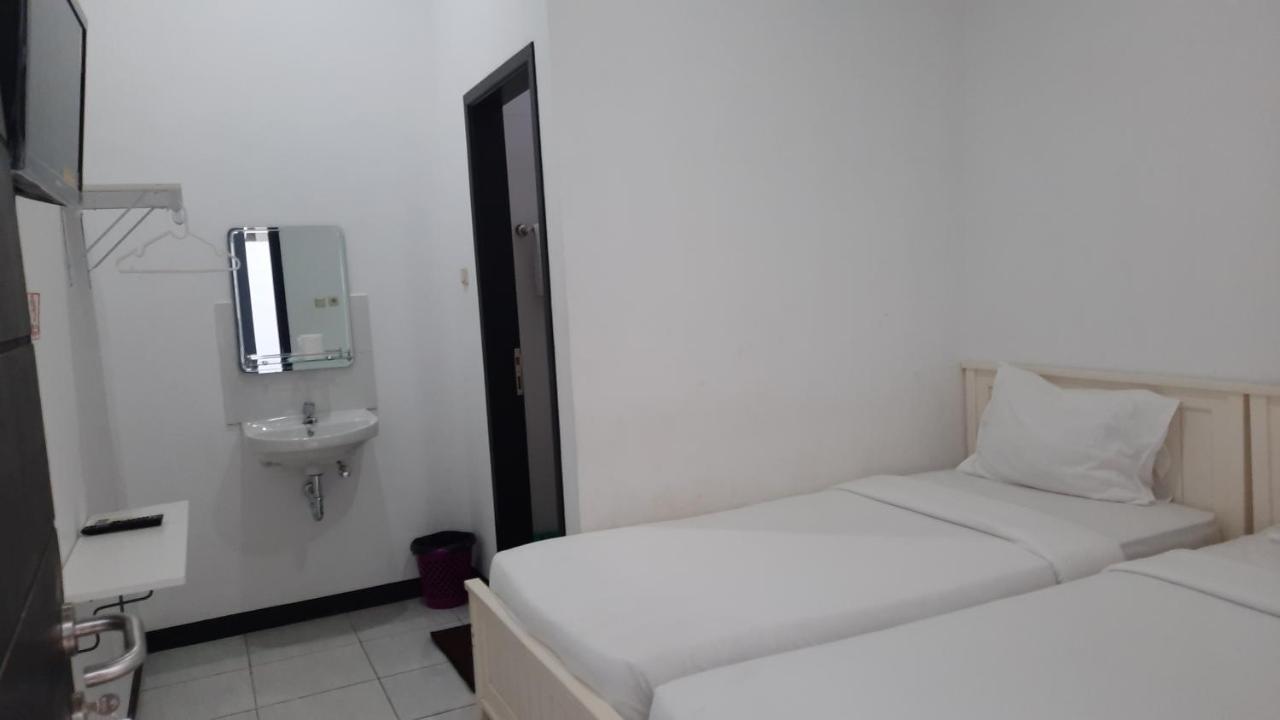 Cozy Stay Kupang Kupang  Luaran gambar