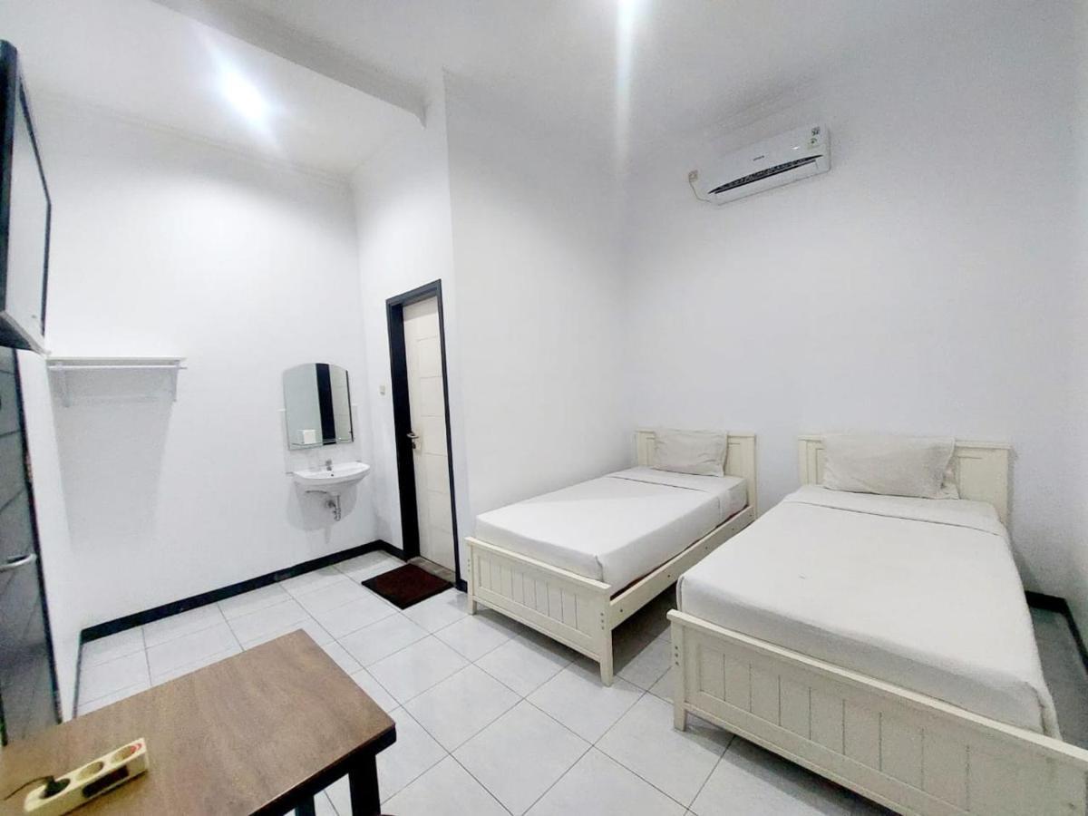 Cozy Stay Kupang Kupang  Luaran gambar
