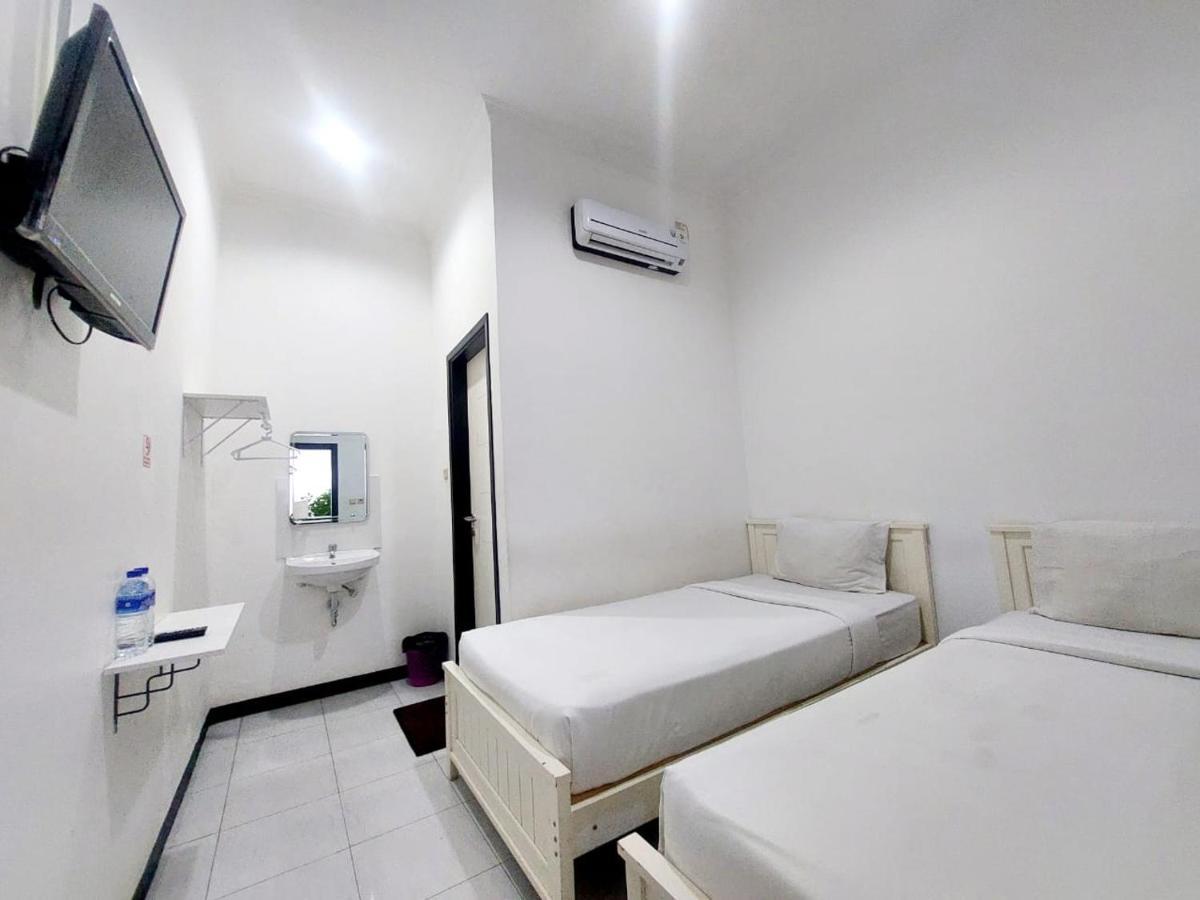 Cozy Stay Kupang Kupang  Luaran gambar